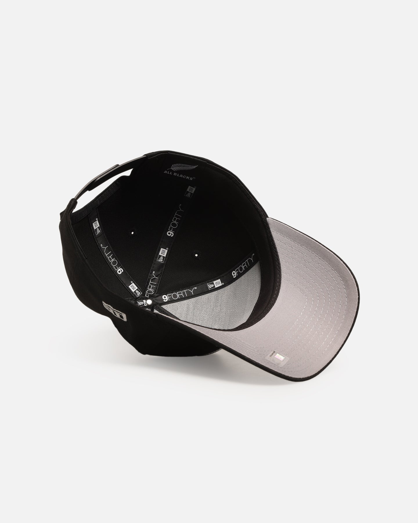 New Era New Zealand All Blacks 'Silver Badge' 9FORTY A-Frame Snapback Black