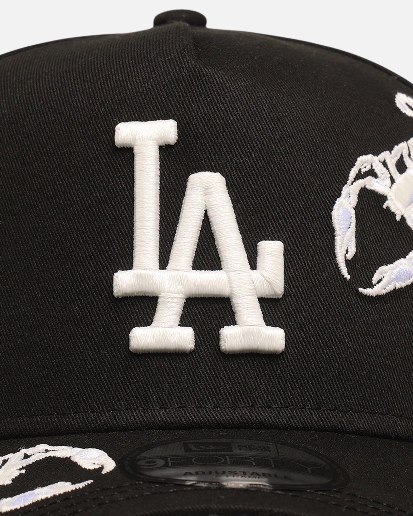 New Era Los Angeles Dodgers 'Scorpion' 9FORTY A-Frame Snapback Black