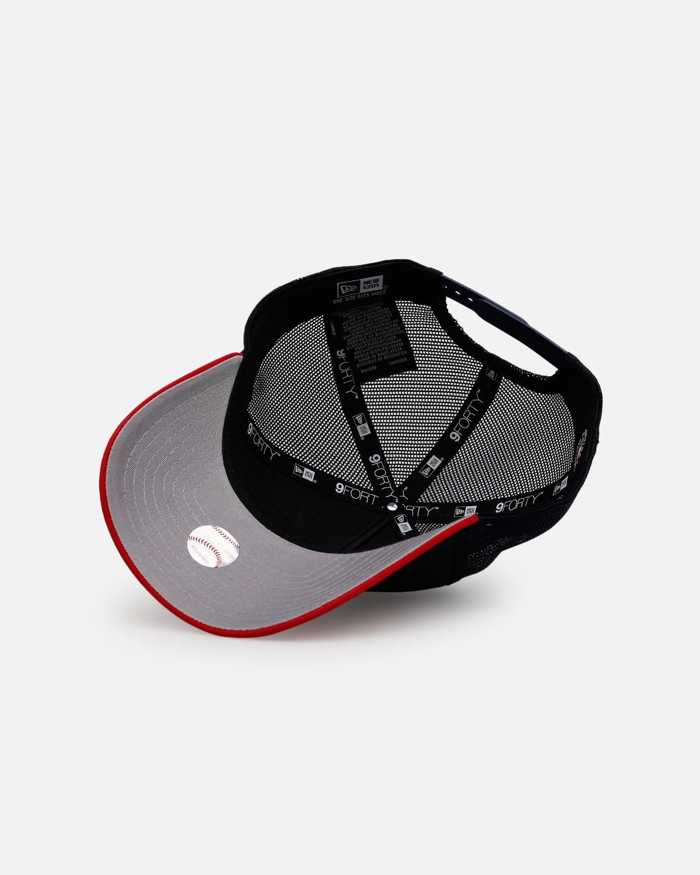 New Era Atlanta Braves 'Washed Truckers' 9FORTY A-Frame Trucker Snapback Official Team Color