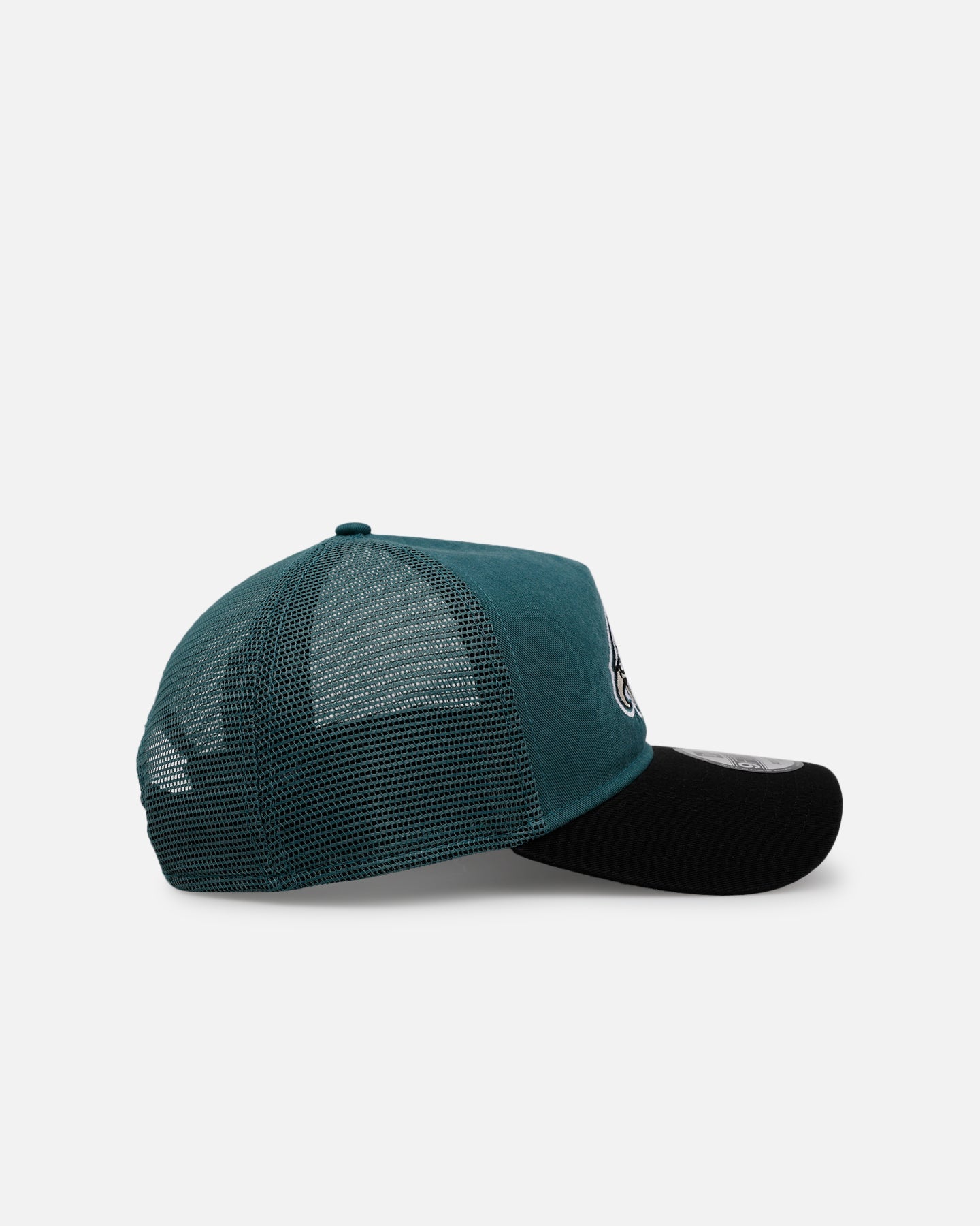 New Era Philadelphia Eagles 'Washed Truckers' 9FORTY A-Frame Trucker Snapback Official Team Color
