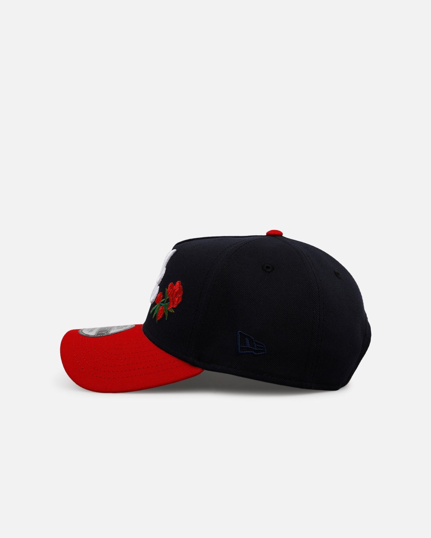 New Era Atlanta Braves 'Rose Emblem' 9FORTY A-Frame Snapback Official Team Color