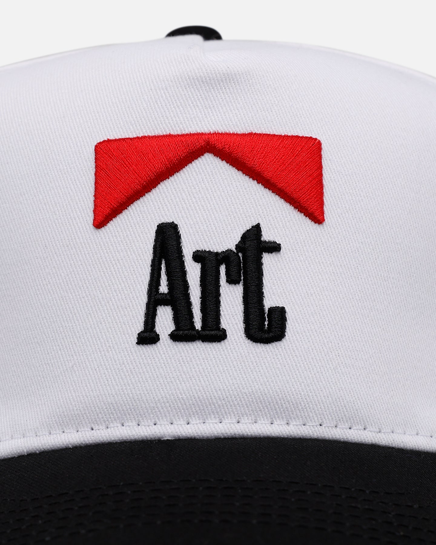 Aug11 Art Snapback White/Black