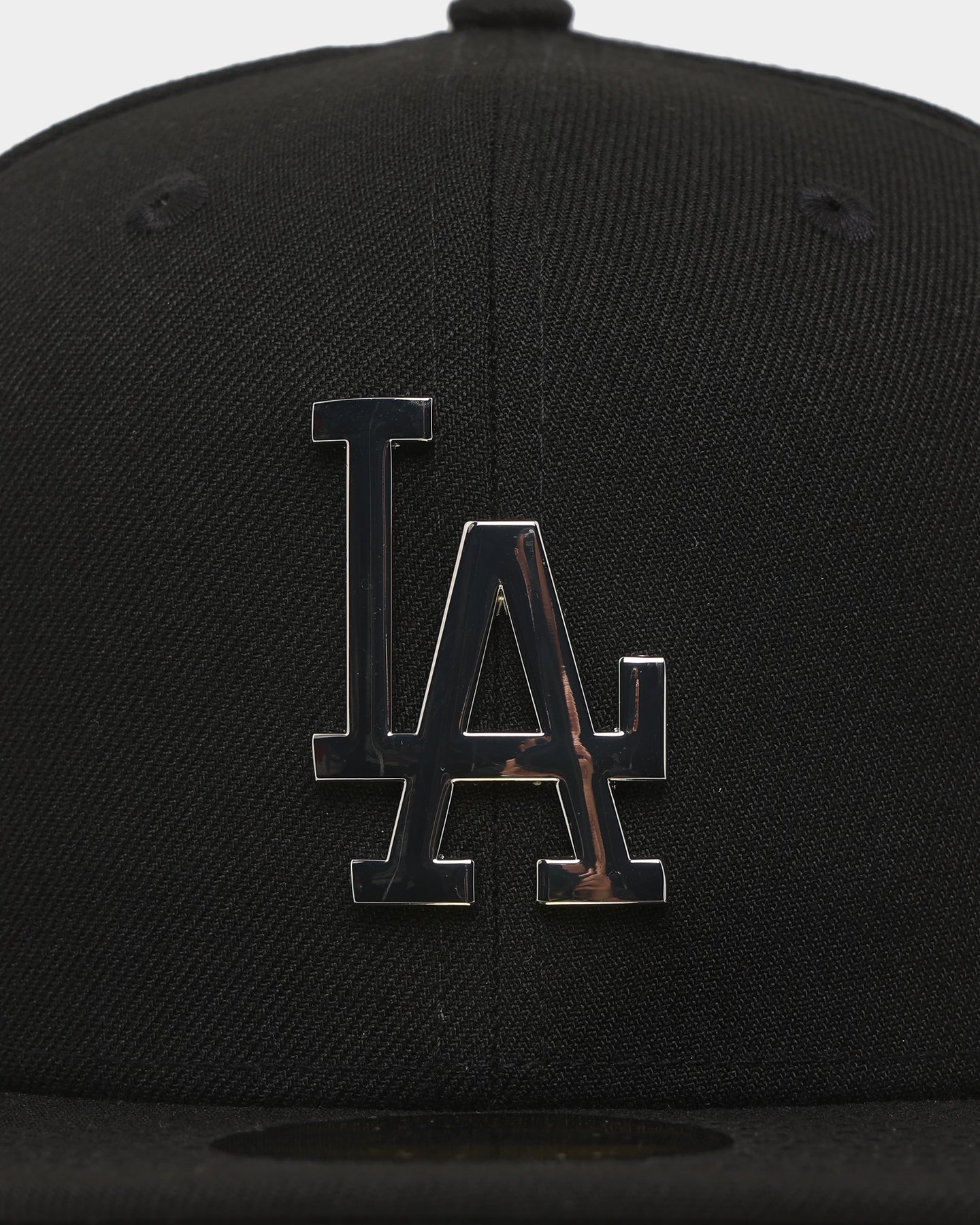 New Era Los Angeles Dodgers 'Metal Badge' 59FIFTY Fitted Black/Silver