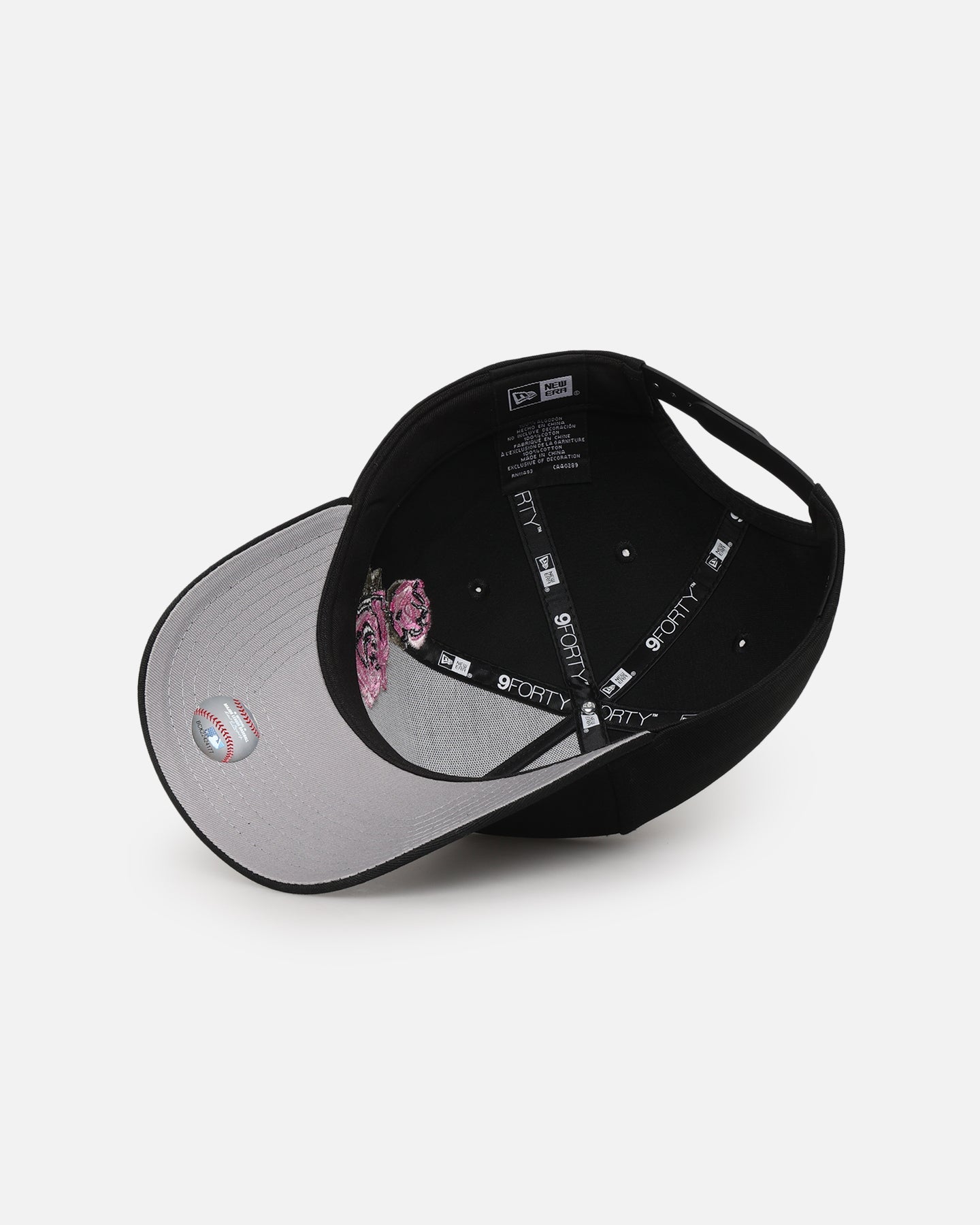 New Era Detroit Tigers 'Pink Rose Embroidery' 9FORTY A-Frame Snapback Black/Pink