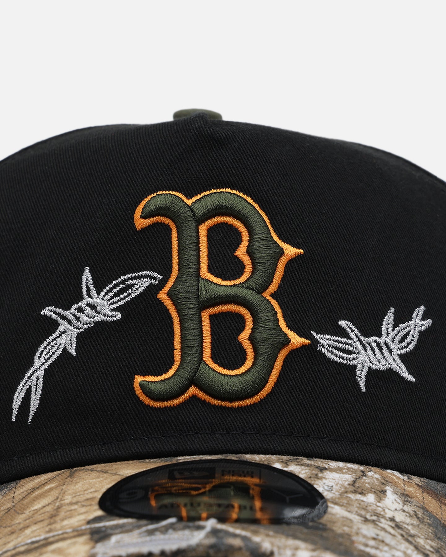 New Era Boston Red Sox 'Realtree Grit 2.0' 9FORTY A-Frame Snapback Black/Green/Orange