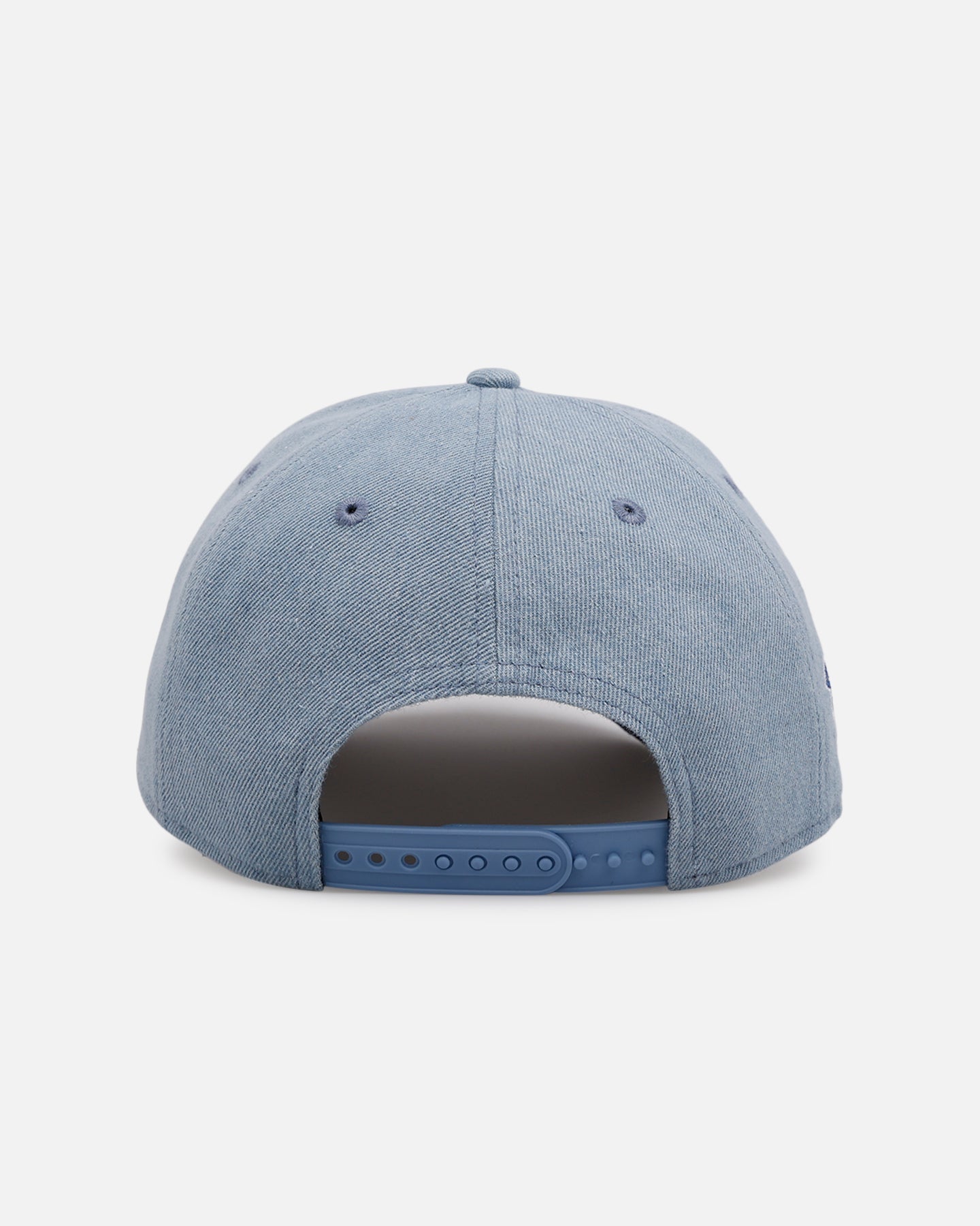 New Era Atlanta Braves 'Distressed Denim' 9FORTY A-Frame Snapback Light Wash Denim