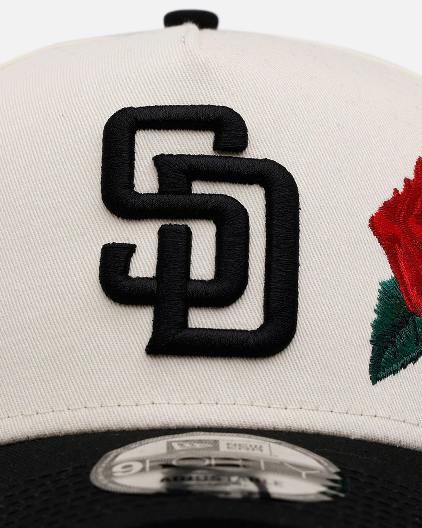 New Era San Diego Padres 'Chrome Black Roses' 9FORTY A-Frame Snapback Chrome/Black