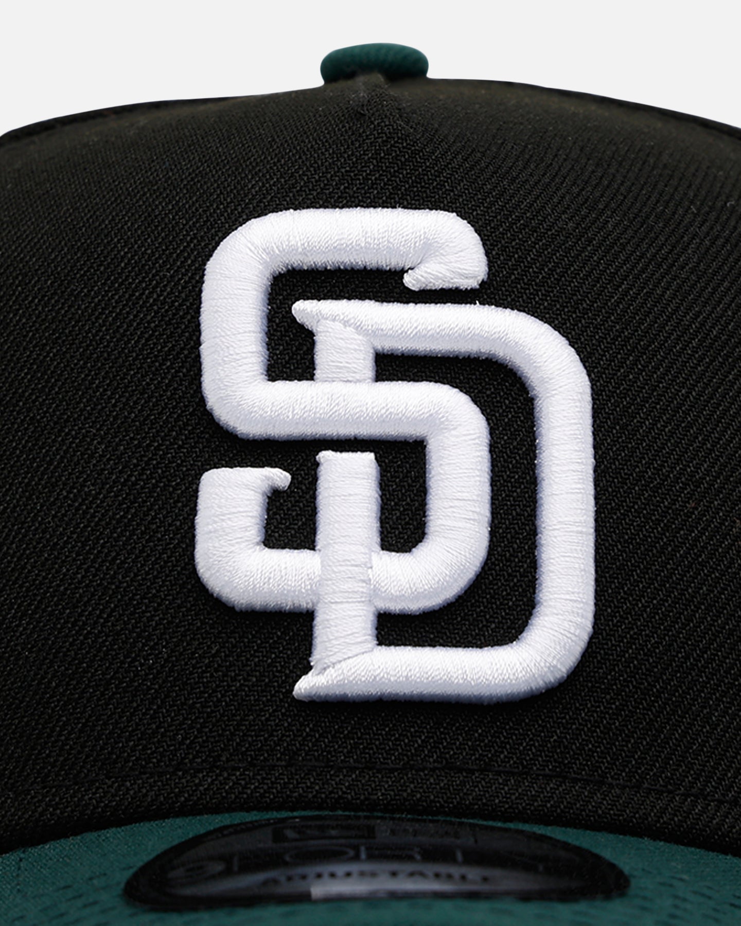 New Era San Diego Padres 'Black Dark Green' 9FORTY A-Frame Snapback Black/Dark Green