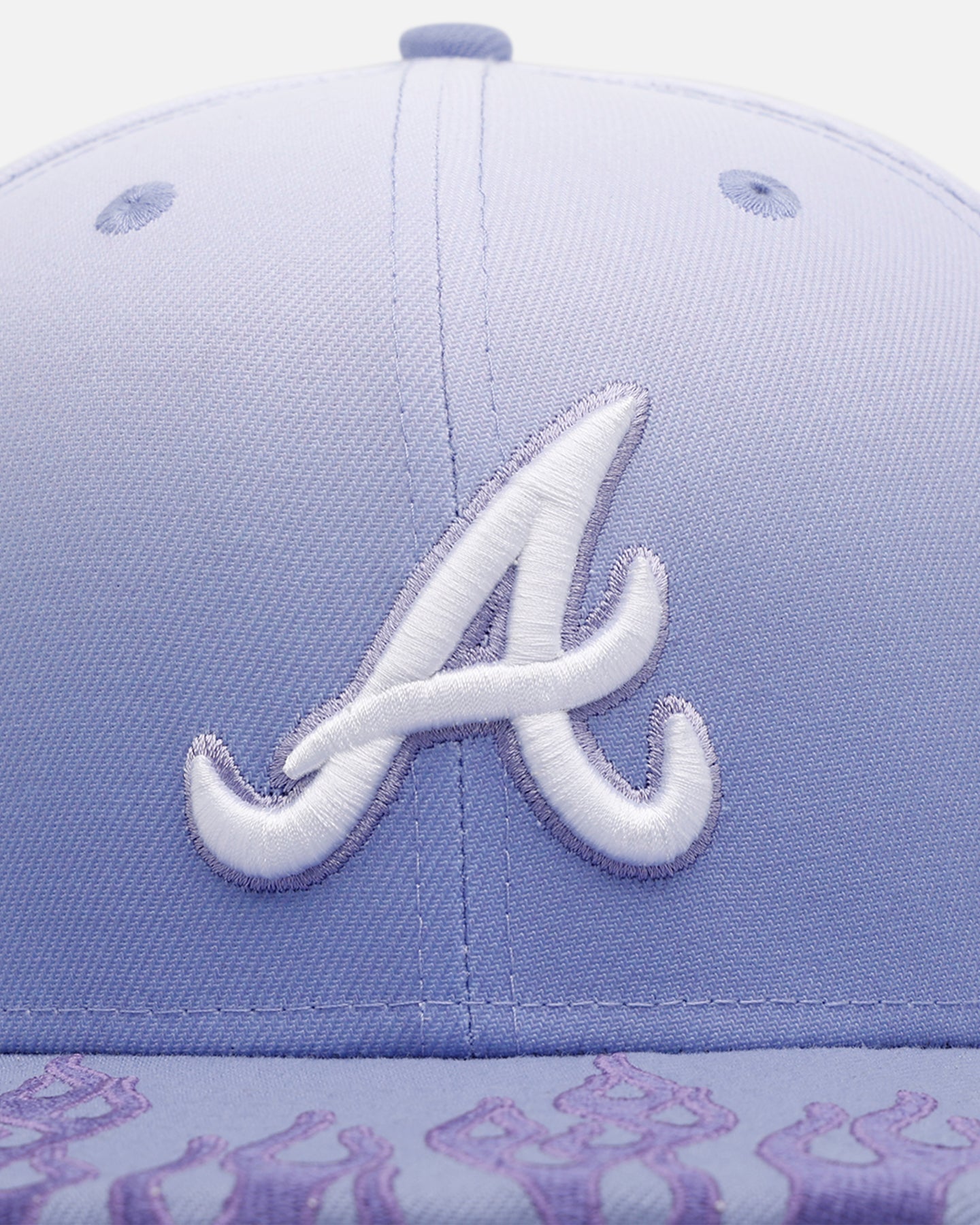 New Era Atlanta Braves 'Sundye Flames' 59FIFTY Fitted Lavender
