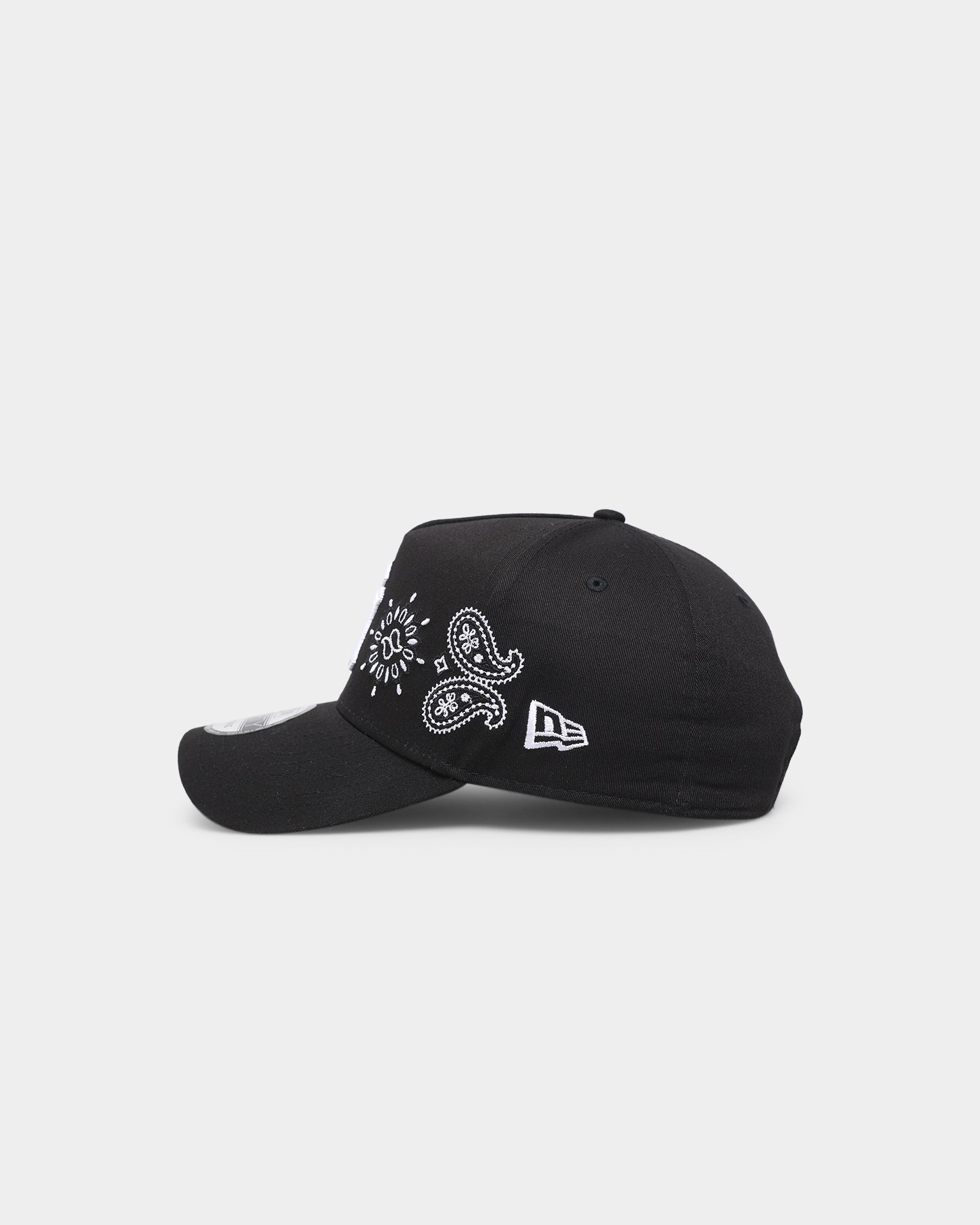 New Era New York Yankees 'Paisley Logo' 9FORTY A-Frame Snapback Black