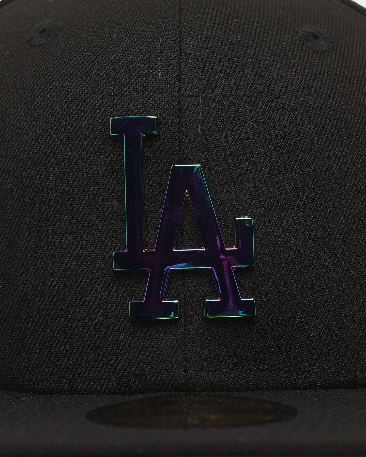 New Era Los Angeles Dodgers 'Metal Badge' 59FIFTY Fitted Black/Iridescent