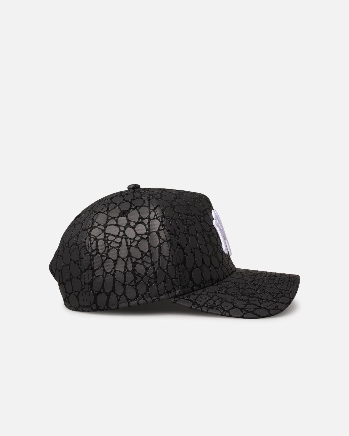 New Era New York Yankees 'Croc Skin' 9FORTY A-Frame Snapback Black
