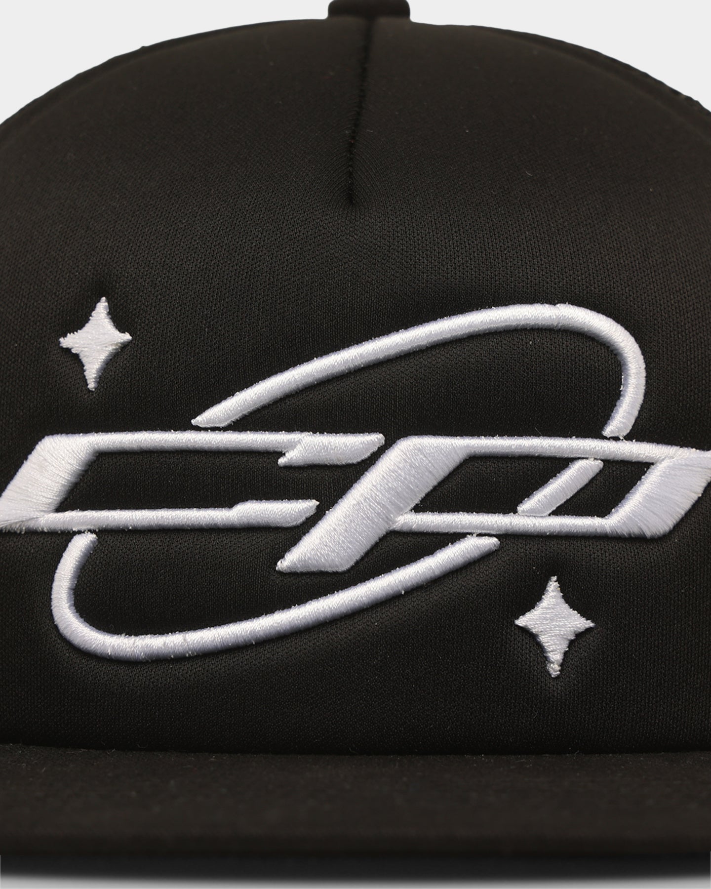 Carré Star Sign Trucker Snapback Black
